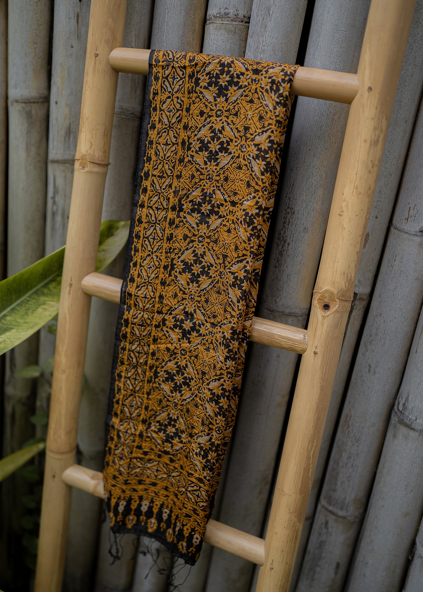 SMALL GOLD LAVENDER SILK SCARF