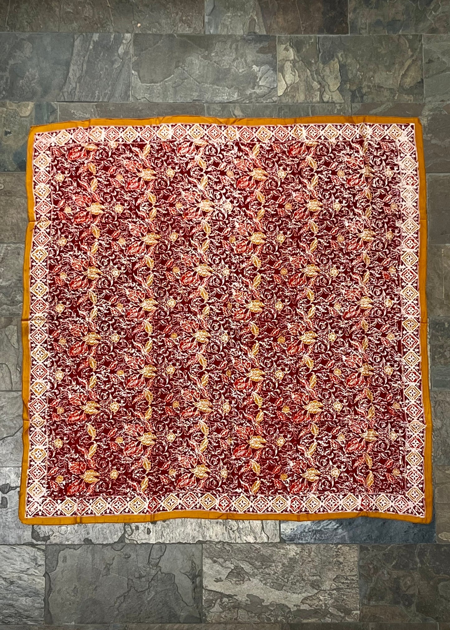 LARGE CARDINAL AND GOLD REFINED SILK SQUARE