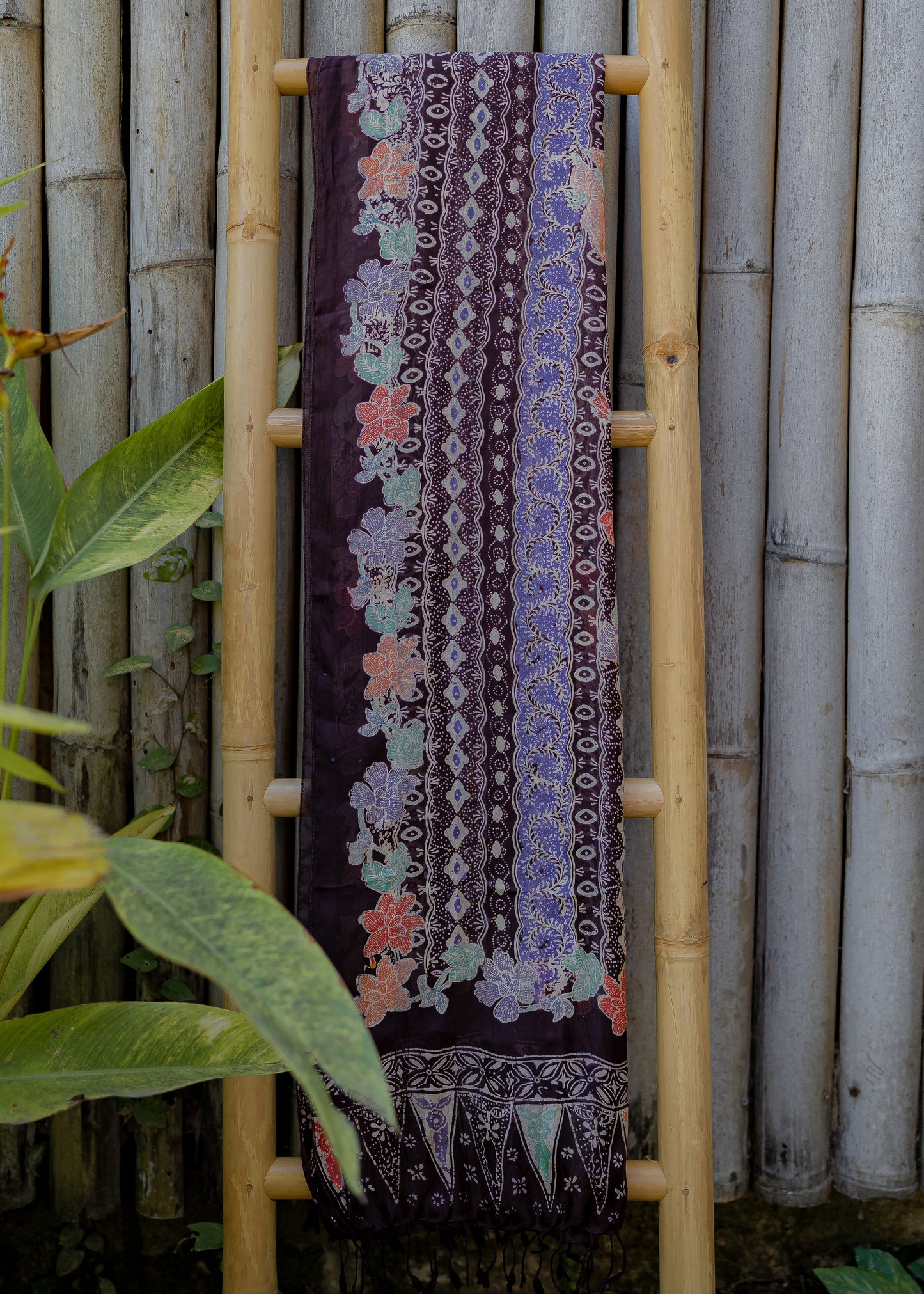 LARGE BLACK SILK SARONG