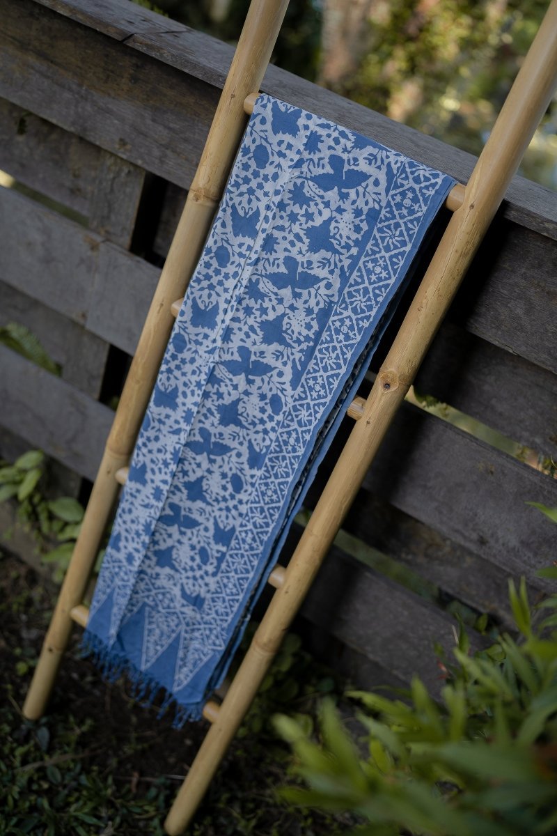 BLUE PASTEL SARONG - Collective Sherpas