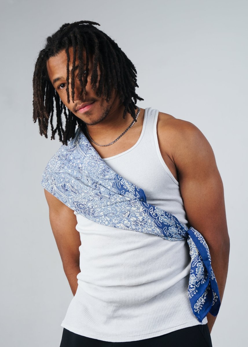 LARGE SKYY BLUE REFINED SILK SQUARE - Collective Sherpas