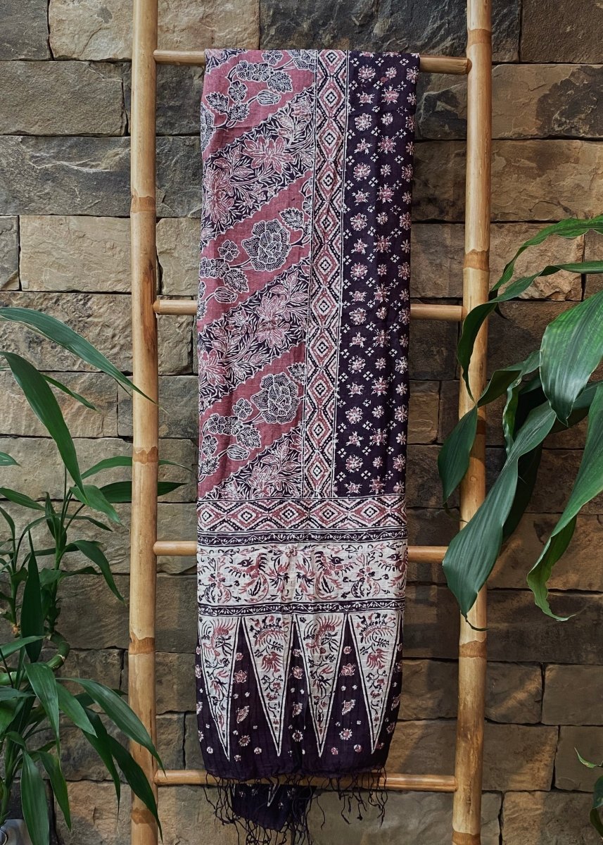 MAGENTA SILK SARONG - Collective Sherpas