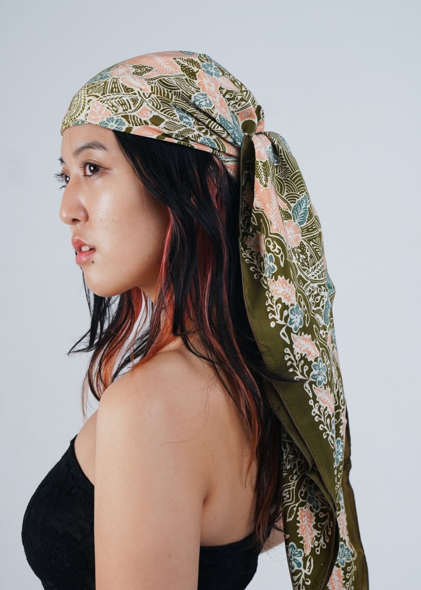 OLIVE TEAL PINK REFINED SILK SQUARE - Collective Sherpas