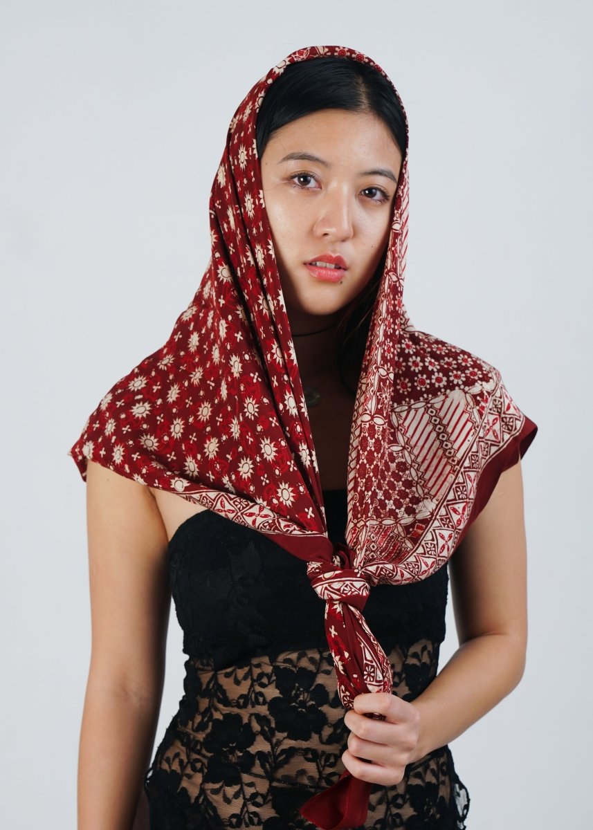 ROSEWOOD REFINED SILK SQUARE - Collective Sherpas